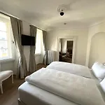 Karolingerhof - Mosel Otel