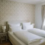Otel Karolingerhof - Mosel