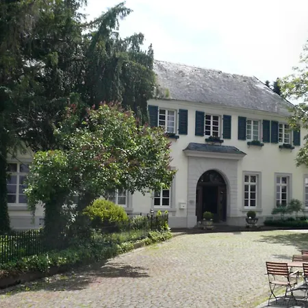 Ξενοδοχείο Karolingerhof - Mosel *