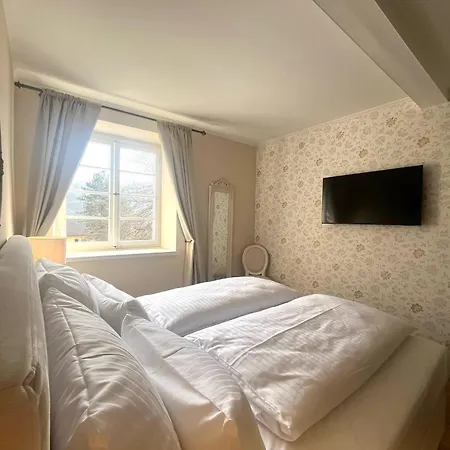 Hotel Karolingerhof - Mosel