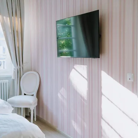 Karolingerhof - Mosel Hotel Krov