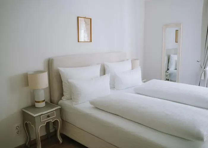 Karolingerhof - Mosel Hotell