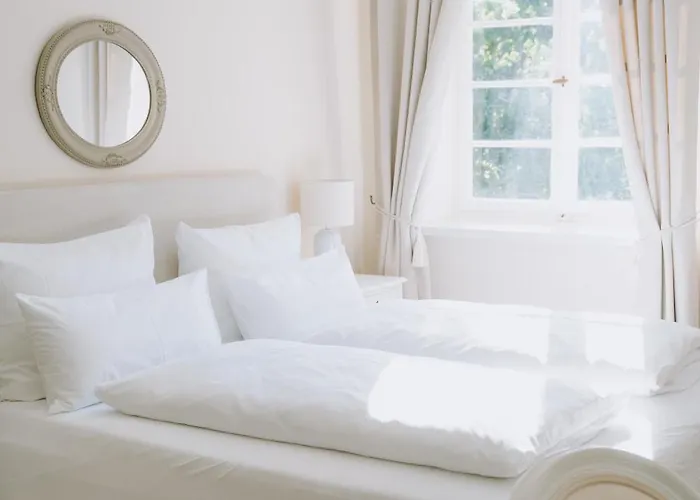 Karolingerhof - Mosel Hotell Kröv