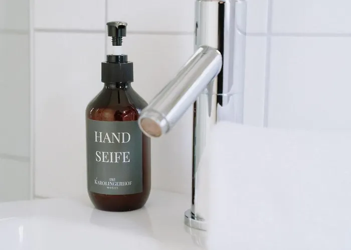 Karolingerhof - Mosel Hotell